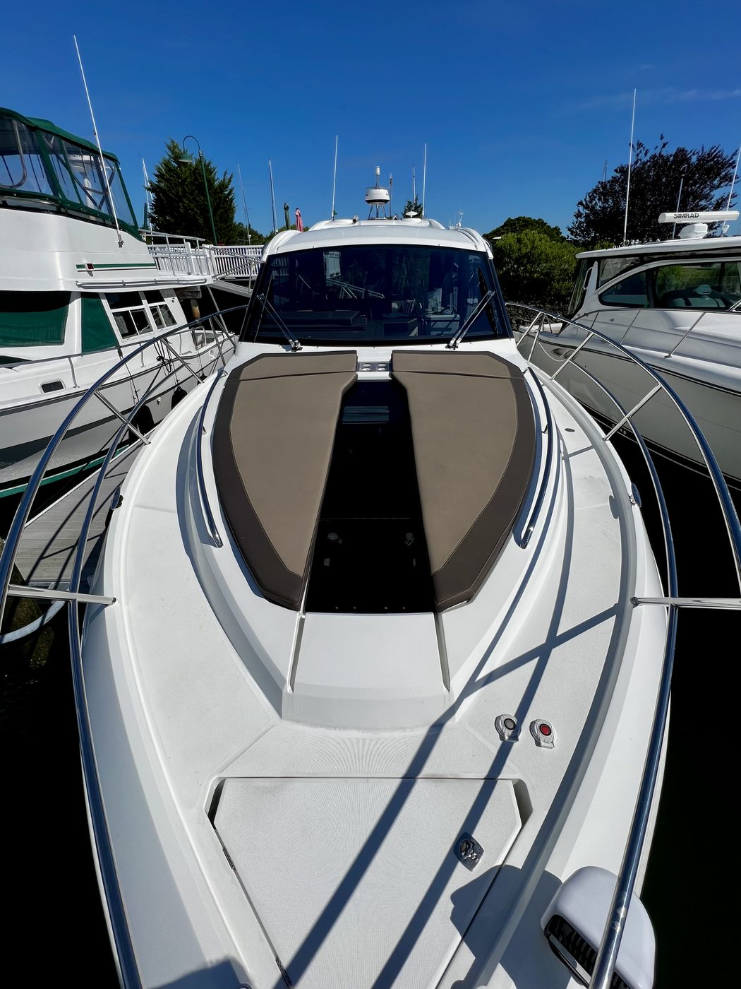 2021 Galeon 425 HTS private yacht charter Boston Massachusetts